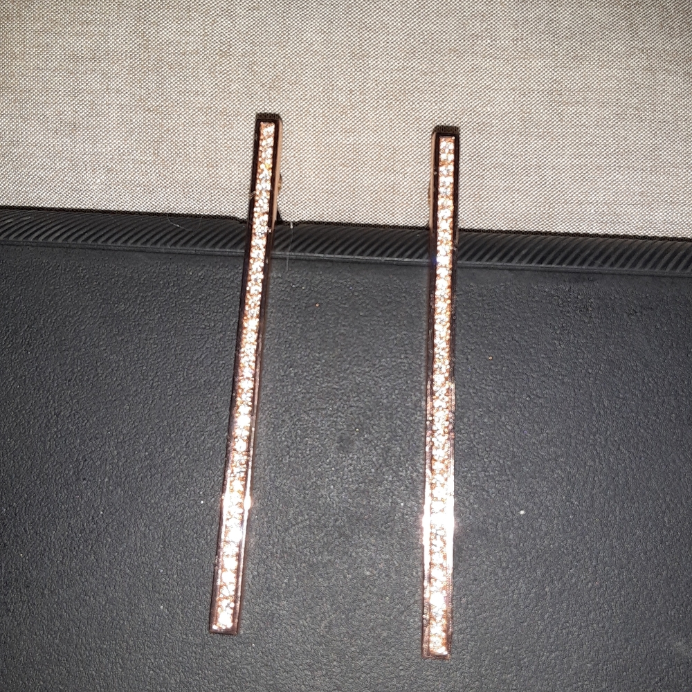 Vince camuto earrings